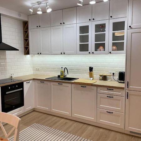 Apartamenty Guzik 22 Кросно Екстер'єр фото